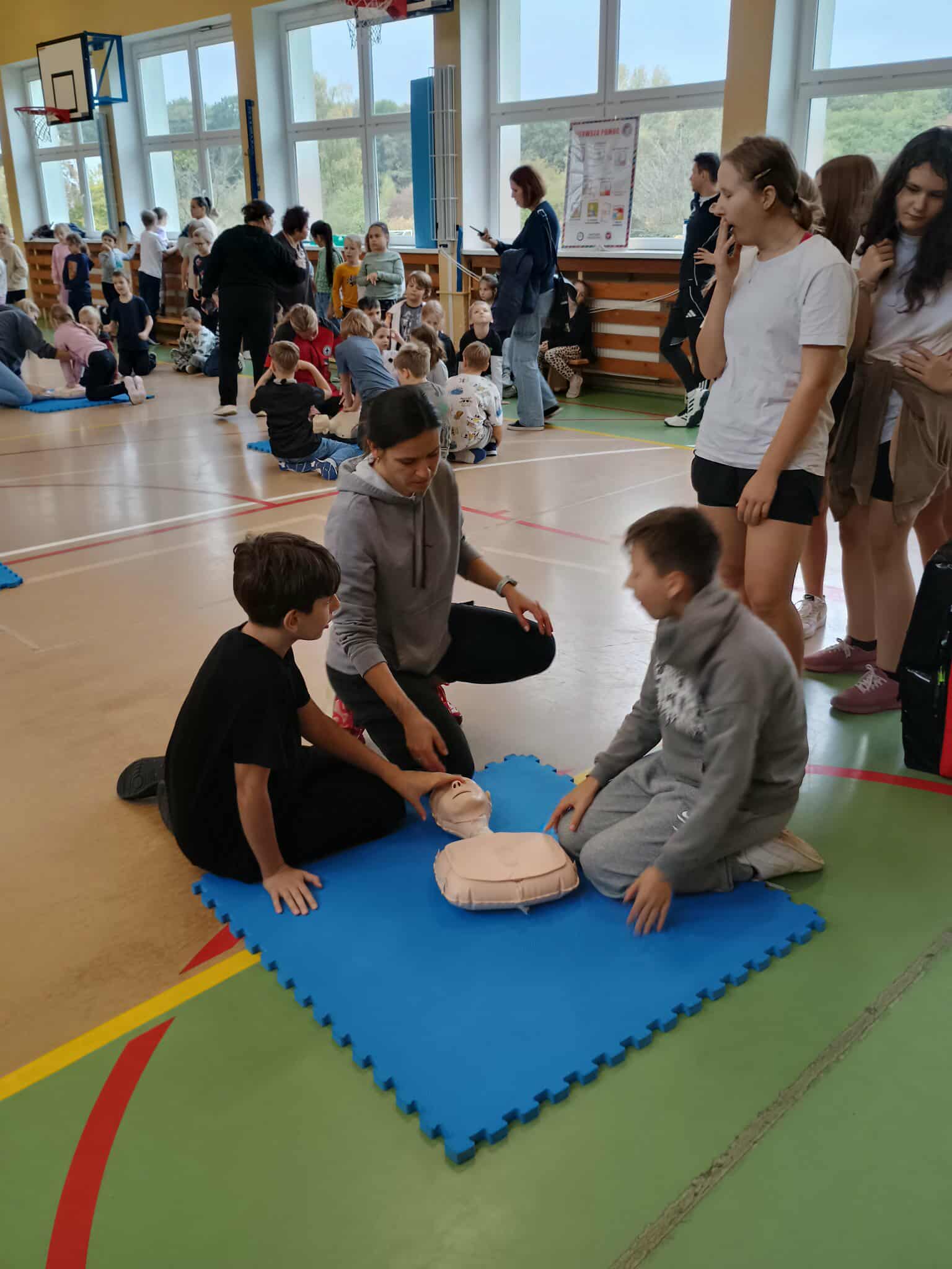 566549368_1354052692915022_3436467721805581603_n